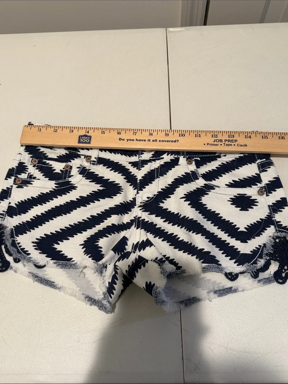 Vanilla Star Navy & White Zigzag Crochet Trim Jean Daisy Dukes Hot Wild Short 7